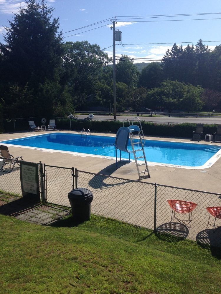 Nassau Motel Lake George Buitenkant foto
