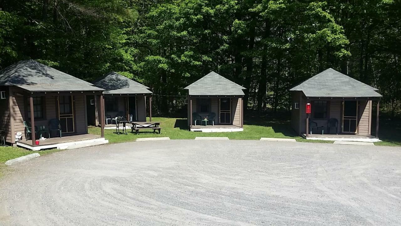 Nassau Motel Lake George Buitenkant foto